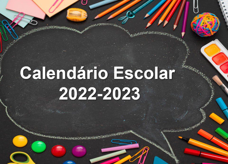 Imagem de quadro com material escolar